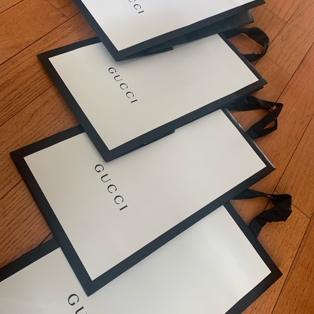 7 Gucci empty shoe boxes (5 white 2 green) - Picture 5 of 10